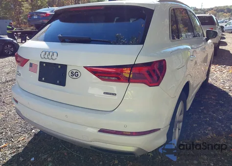 2020 Audi Q3 Premium 45 Tfsi Quattro Tiptronic из США, поврежденный, VIN WA1AECF31L1120035